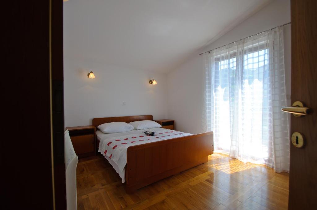 Hella Apartments Trogir Exterior photo